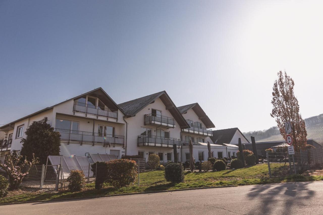 Weingut Gehlen-Cornelius Hotel Brauneberg Exterior photo